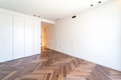 Apartamento T4 para Venda em Lordelo do Ouro e Massarelos