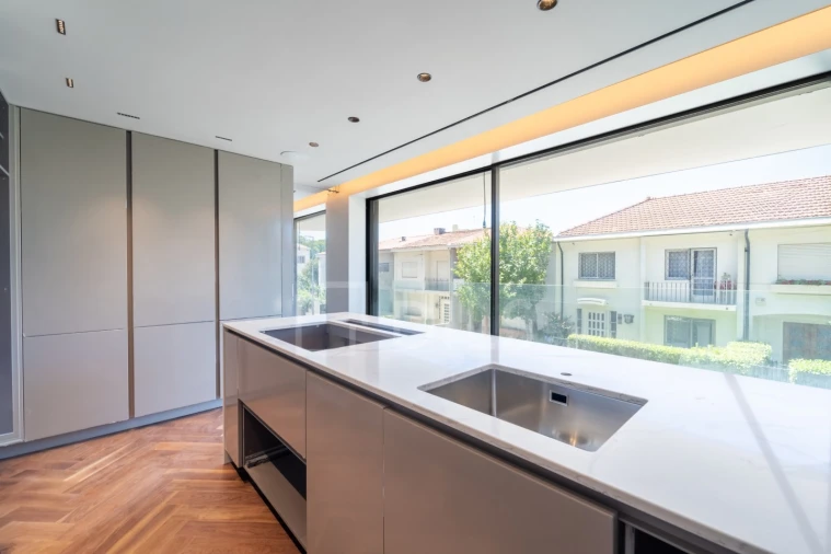 Apartamento T4 para Venda em Lordelo do Ouro e Massarelos Foto 4
