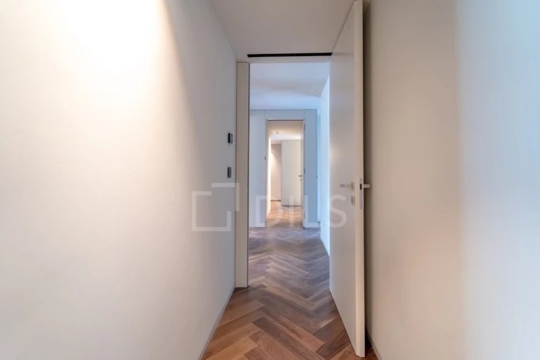 Apartamento T4 para Venda em Lordelo do Ouro e Massarelos Foto 9
