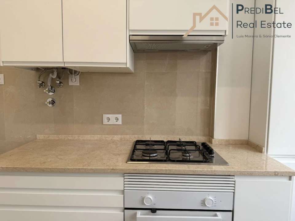 Apartamento T3 para Venda em Águas Livres Foto 14