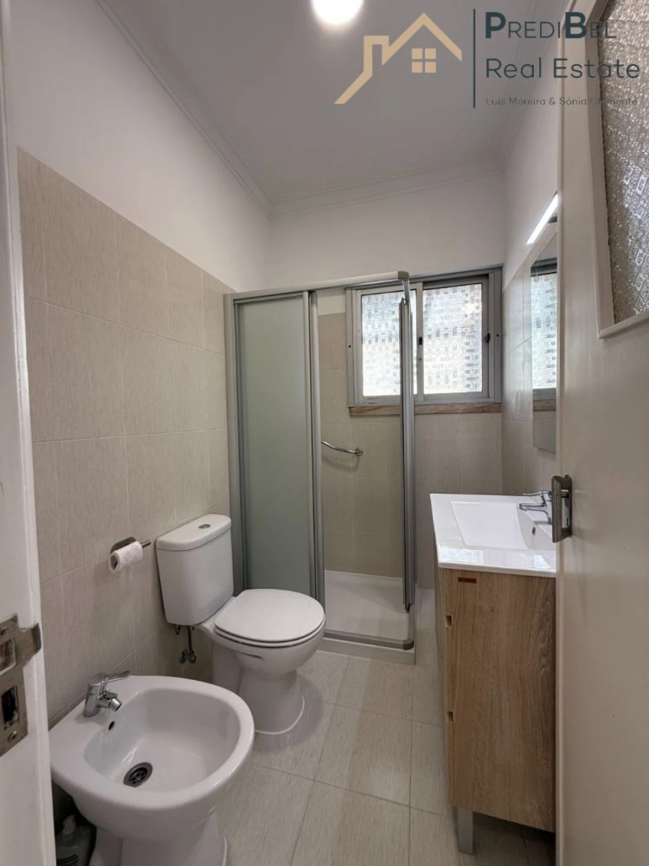 Apartamento T3 para Venda em Águas Livres Foto 19