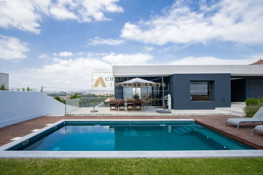 Moradia T3 para Venda em Mafra Foto 1