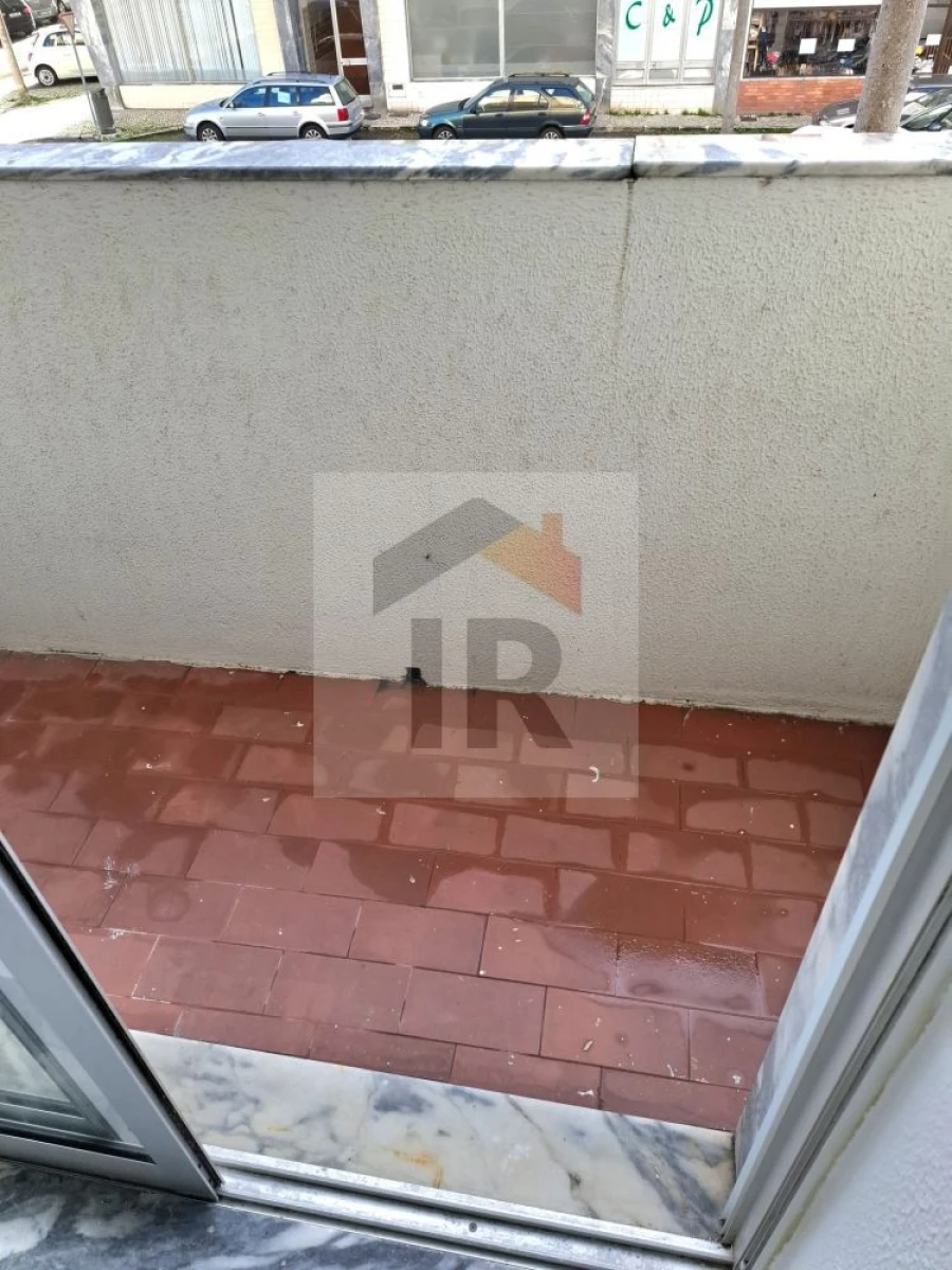 Apartamento T3 para Arrendamento em Nossa Senhora do Pópulo, Coto e São Gregório Foto 12