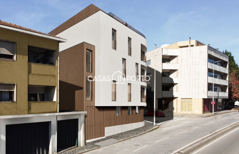 Apartamento T1 para Venda em Paranhos Foto 12