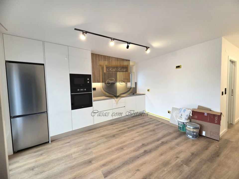 Moradia T2 para Venda em A dos Cunhados e Maceira Foto 4