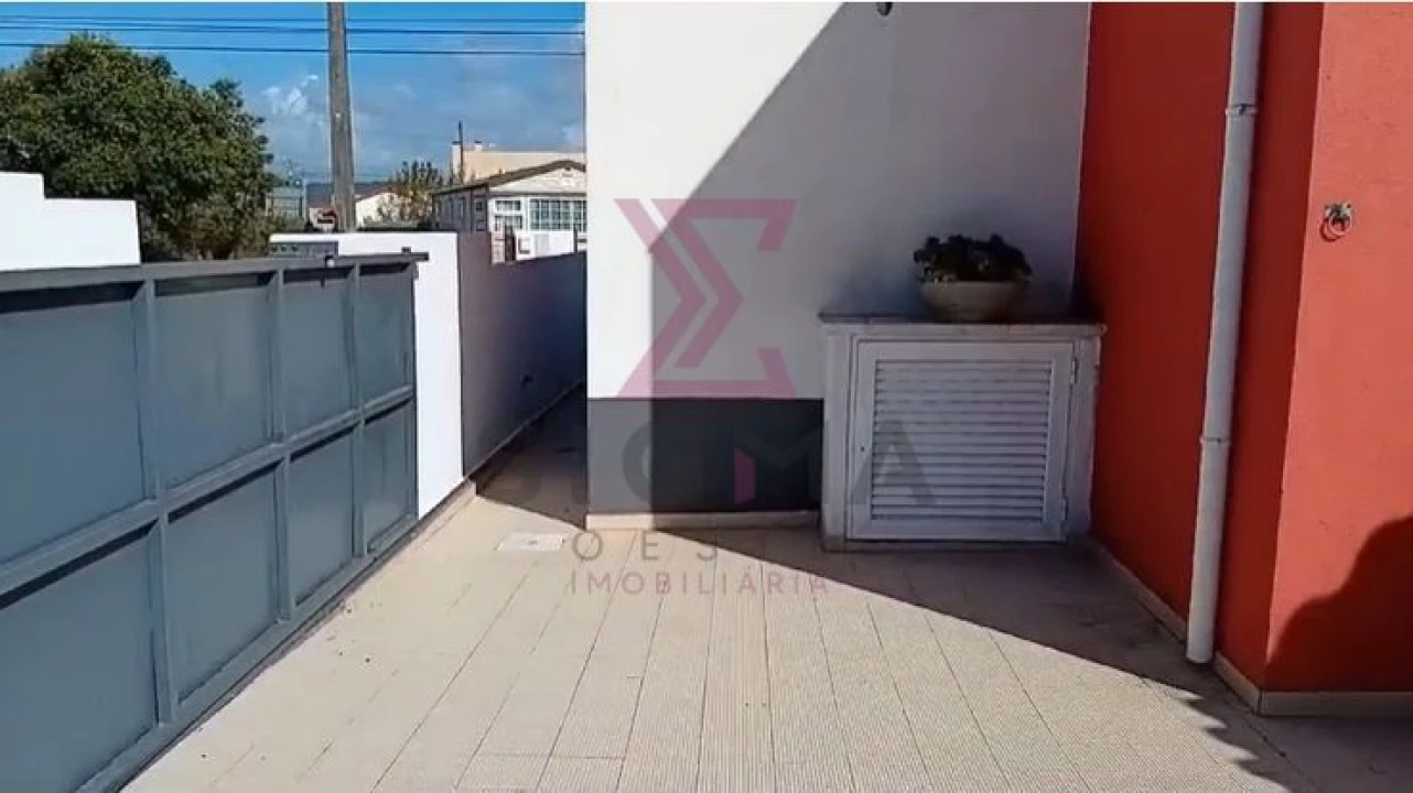 Moradia T4 para Venda em São Martinho do Porto Foto 7