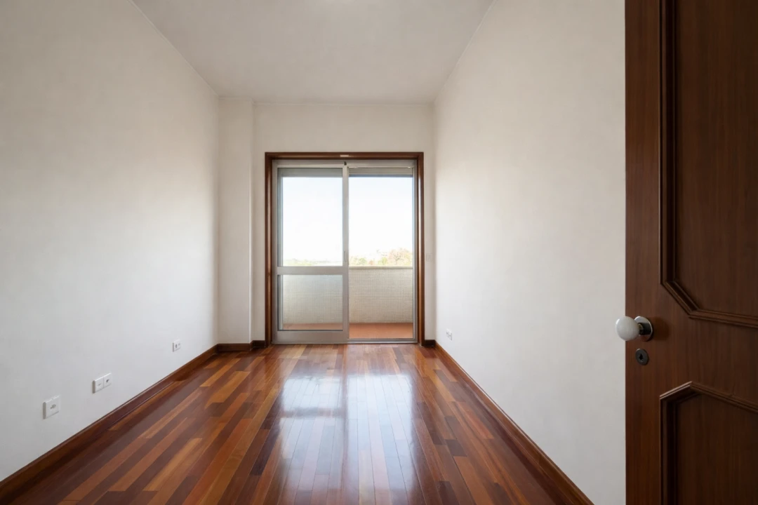 Apartamento T3 para Venda em Lordelo do Ouro e Massarelos Foto 26