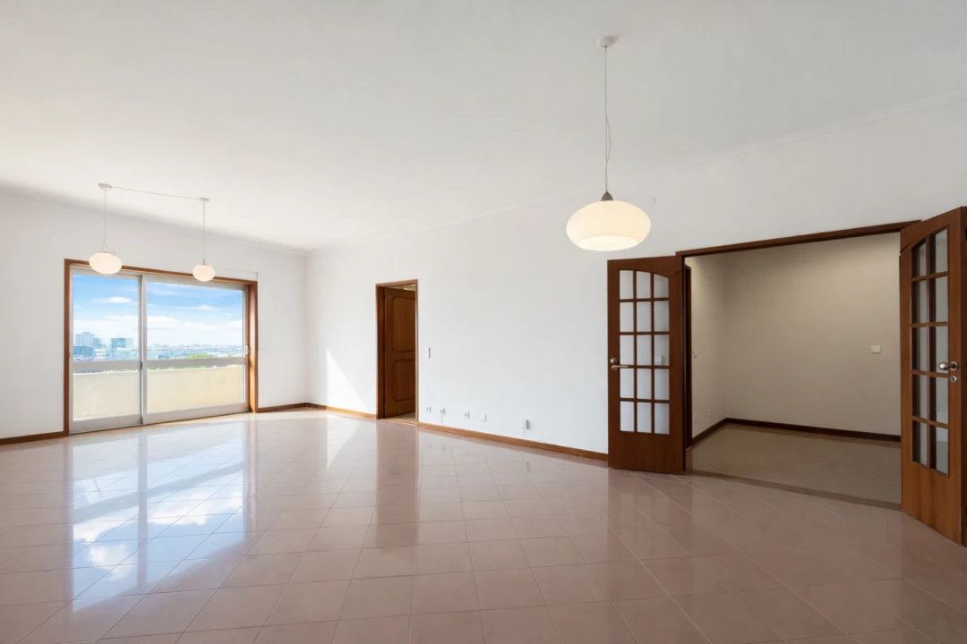 Apartamento T3 para Venda em Lordelo do Ouro e Massarelos Foto 1