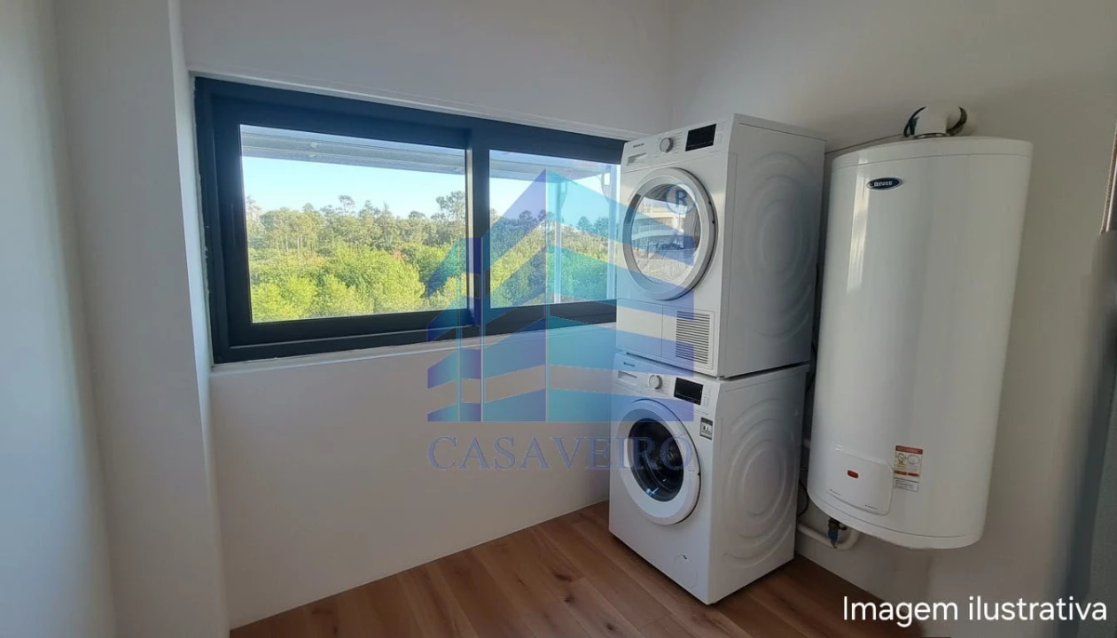 Apartamento T2 para Venda em São Bernardo Foto 2