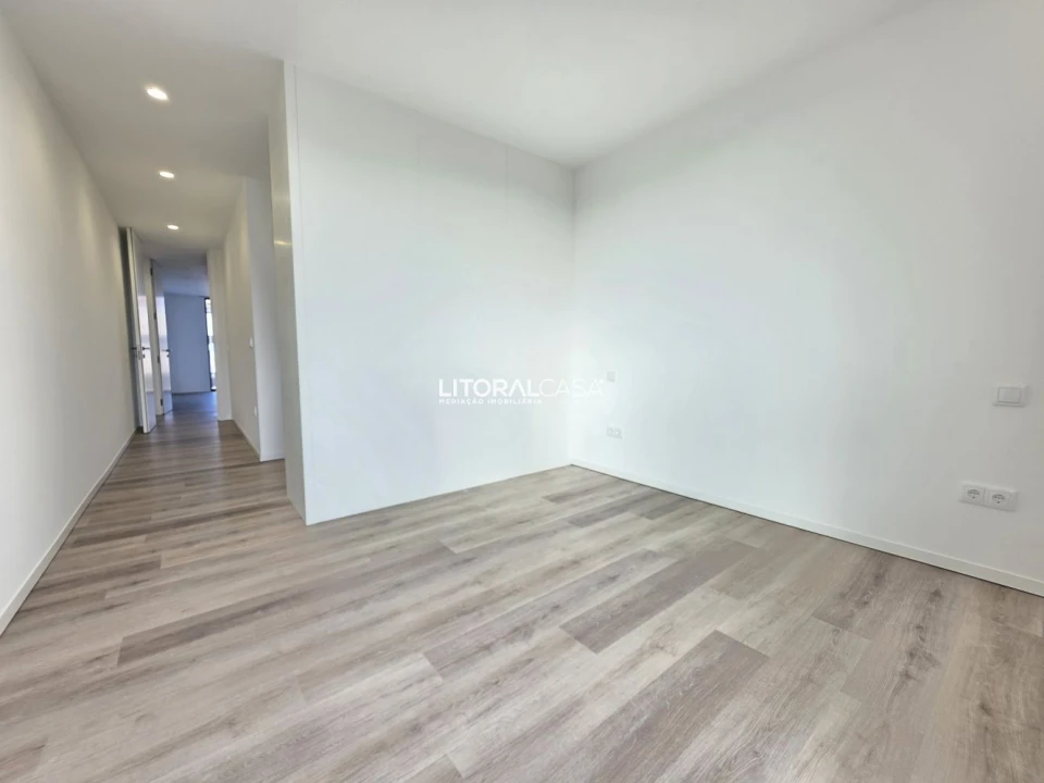 Apartamento T3 para Venda em Gafanha da Boa Hora Foto 16