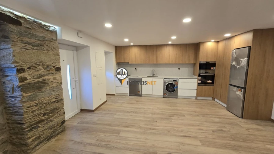 Moradia T4 para Venda em Benquerenças Foto 15