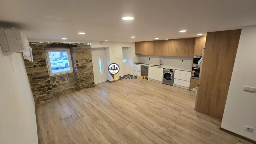 Moradia T4 para Venda em Benquerenças Foto 12