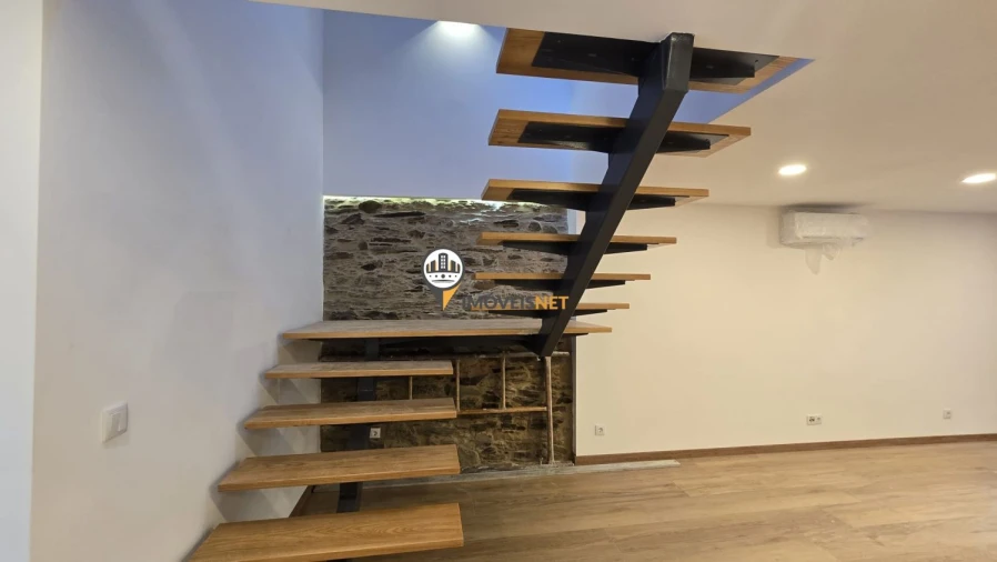 Moradia T4 para Venda em Benquerenças Foto 13