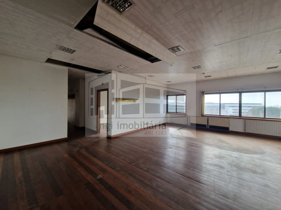 Loja para Venda em Alfragide Foto 6