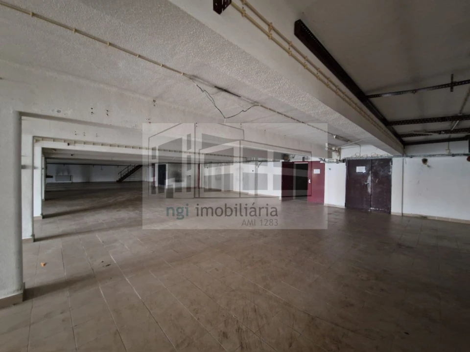 Loja para Venda em Alfragide Foto 14