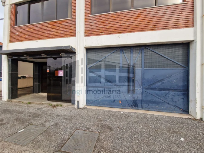 Loja para Venda em Alfragide Foto 21