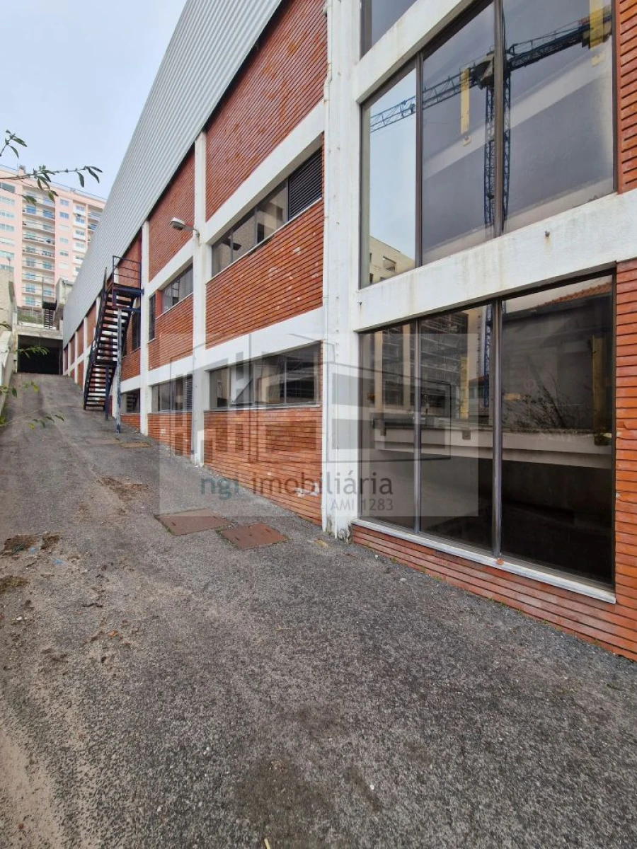 Loja para Venda em Alfragide Foto 25