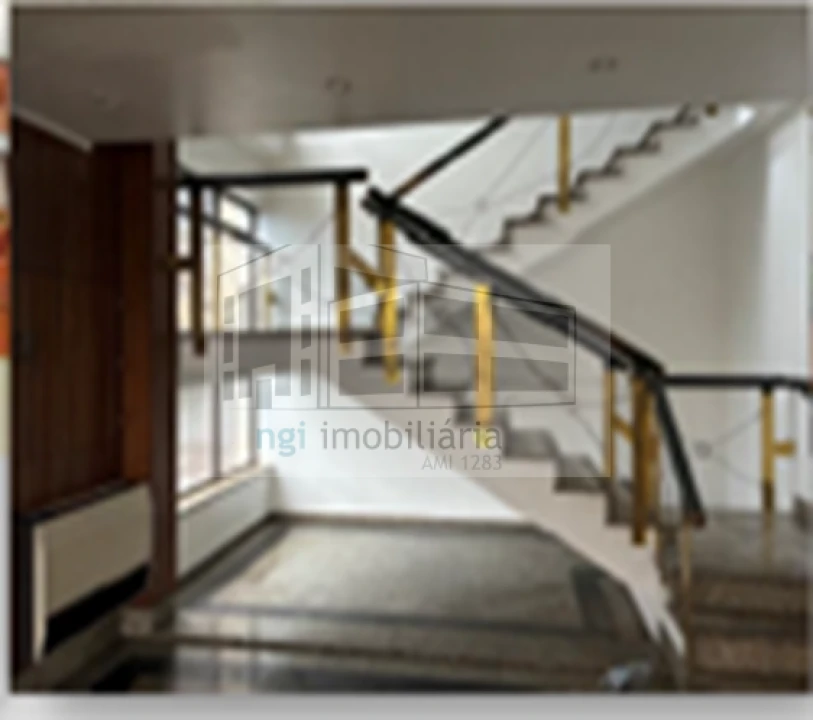 Loja para Venda em Alfragide Foto 3