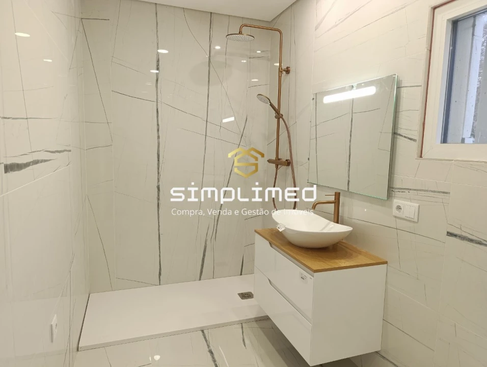 Apartamento T3 para Venda em Covilhã e Canhoso Foto 24