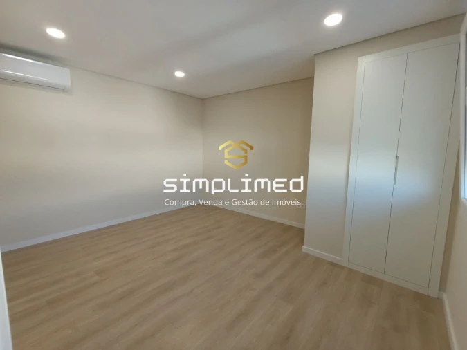 Apartamento T3 para Venda em Covilhã e Canhoso Foto 15