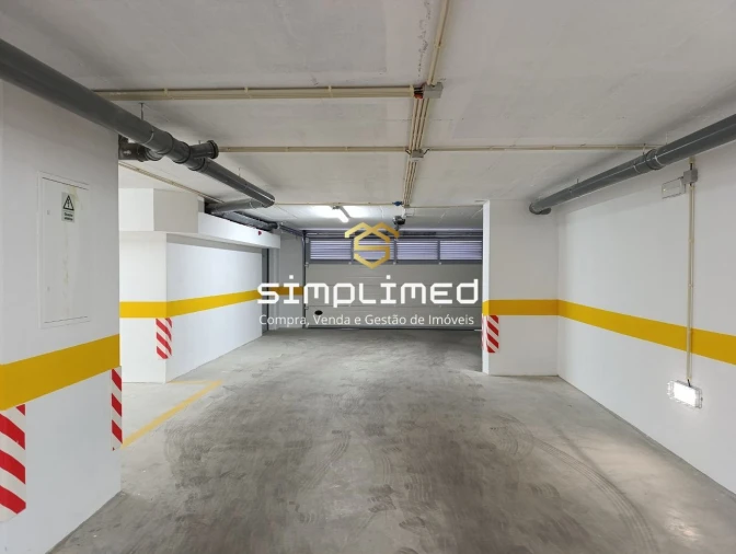 Apartamento T3 para Venda em Covilhã e Canhoso Foto 36