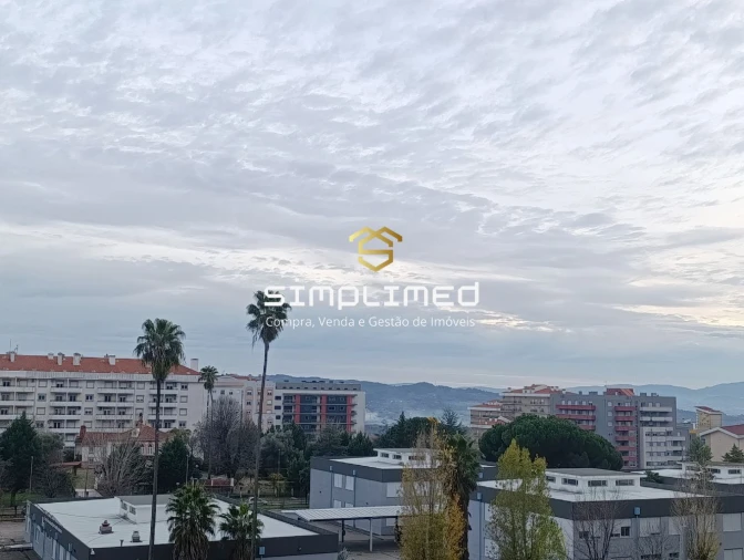 Apartamento T2 para Venda em Covilhã e Canhoso Foto 19