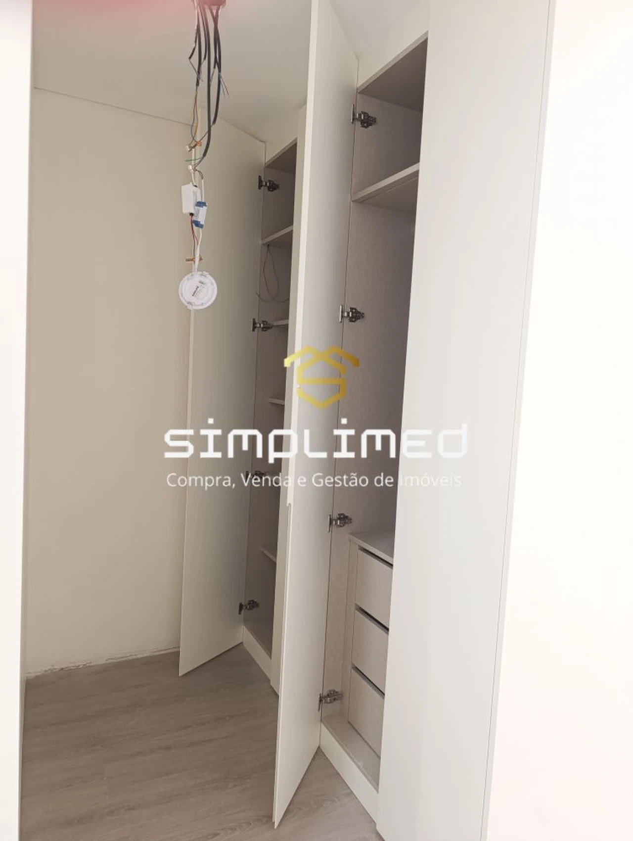 Apartamento T1 para Venda em Covilhã e Canhoso Foto 23