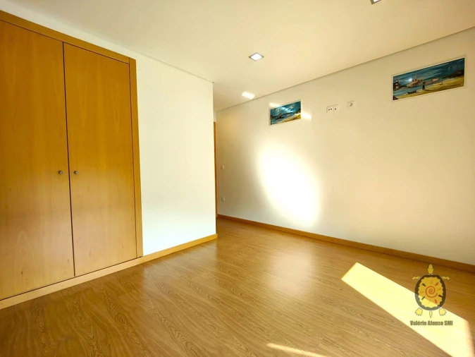 Apartamento T3 para Venda em Gafanha da Nazaré Foto 10