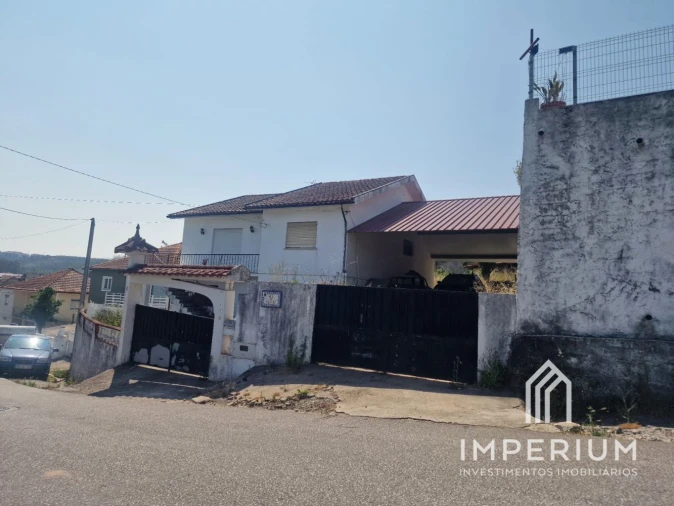 Moradia T5 para Venda em Albergaria-A-Velha e Valmaior Foto 1