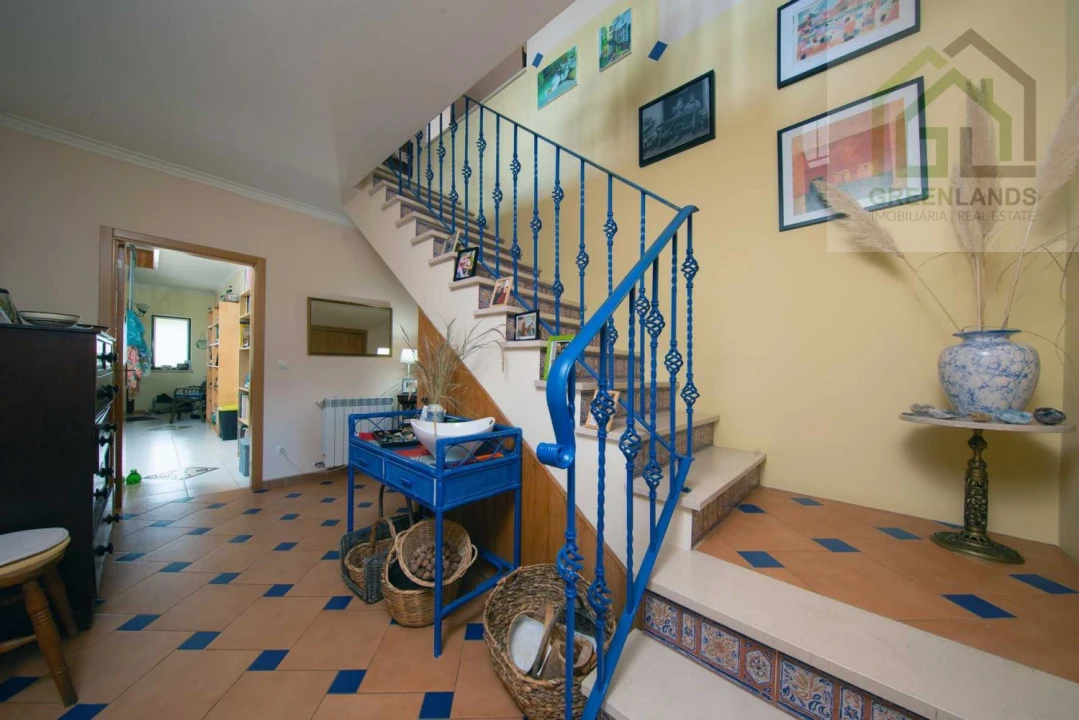 Moradia T8 para Venda em Serpins Foto 43