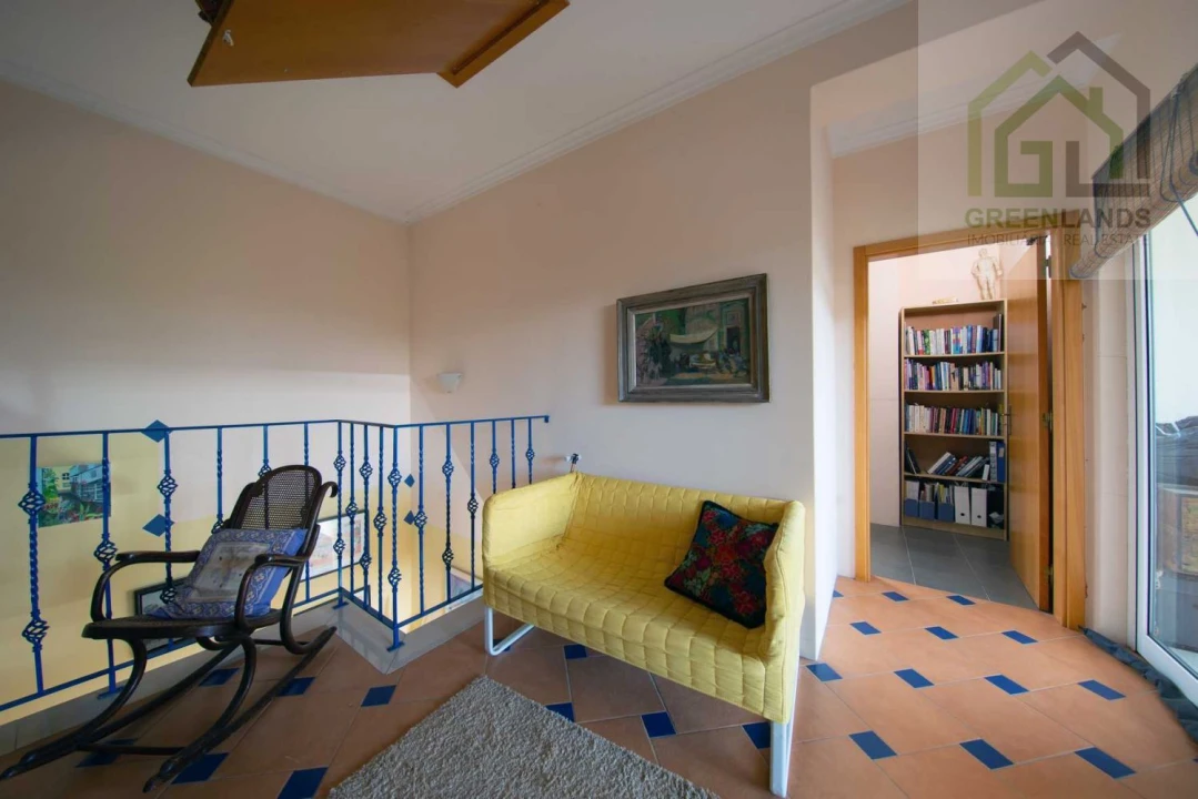 Moradia T8 para Venda em Serpins Foto 41