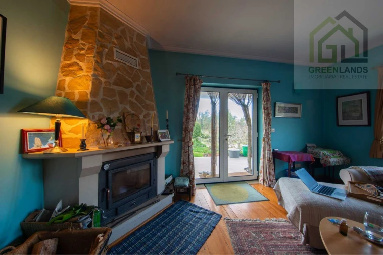 Moradia T8 para Venda em Serpins Foto 19