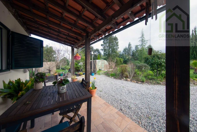 Moradia T8 para Venda em Serpins Foto 9