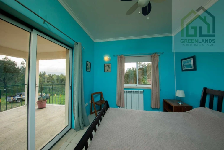 Moradia T8 para Venda em Serpins Foto 28