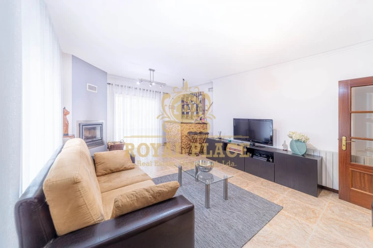 Apartamento T3 para Venda em Caldas de São Jorge e Pigeiros Foto 6