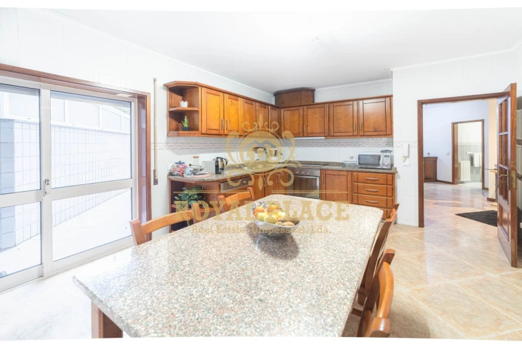 Apartamento T3 para Venda em Caldas de São Jorge e Pigeiros Foto 3