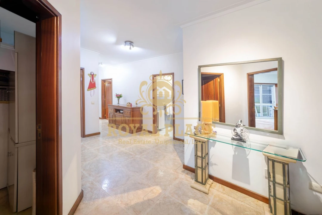 Apartamento T3 para Venda em Caldas de São Jorge e Pigeiros Foto 4