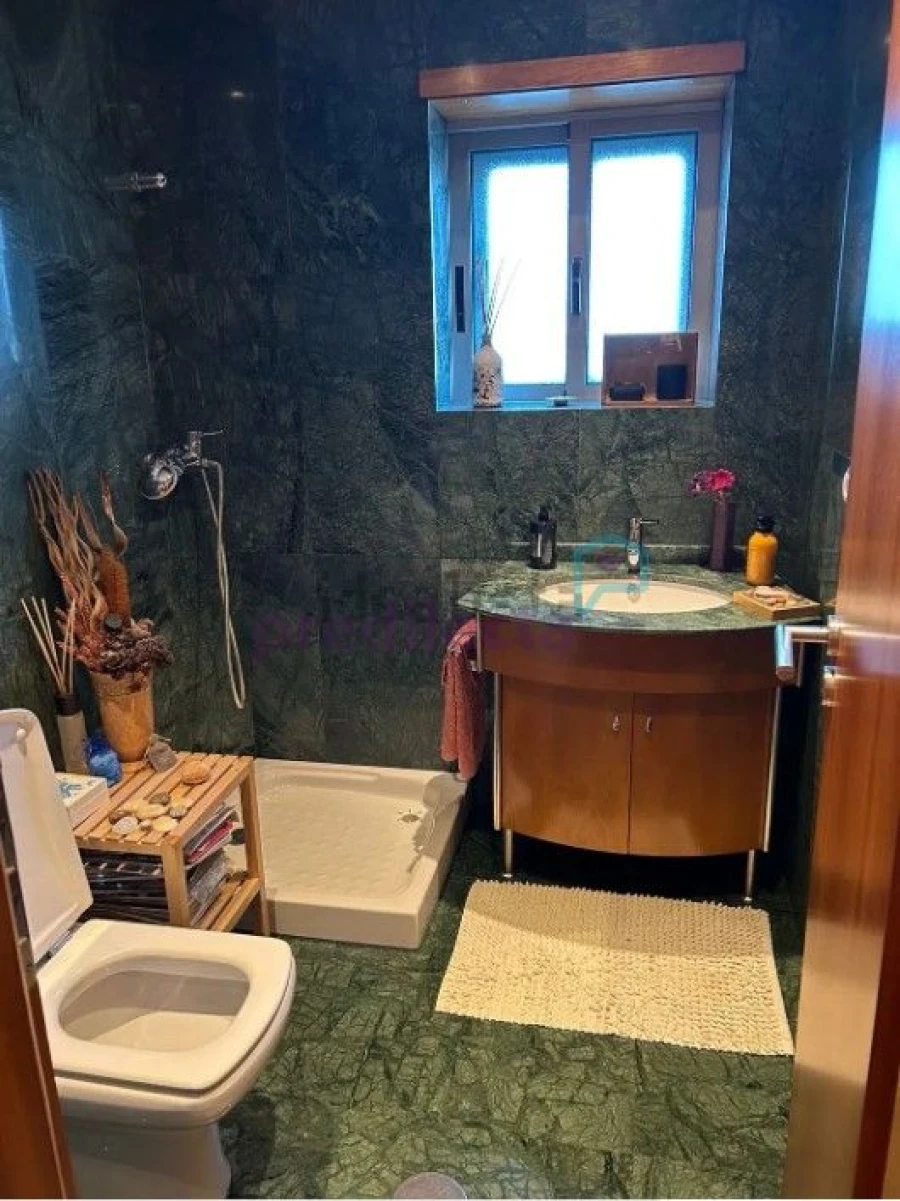 Apartamento T4 para Arrendamento em Paranhos Foto 6