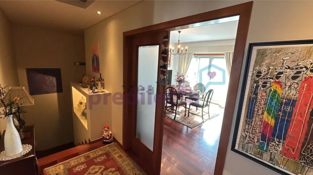 Apartamento T4 para Arrendamento em Paranhos Foto 4