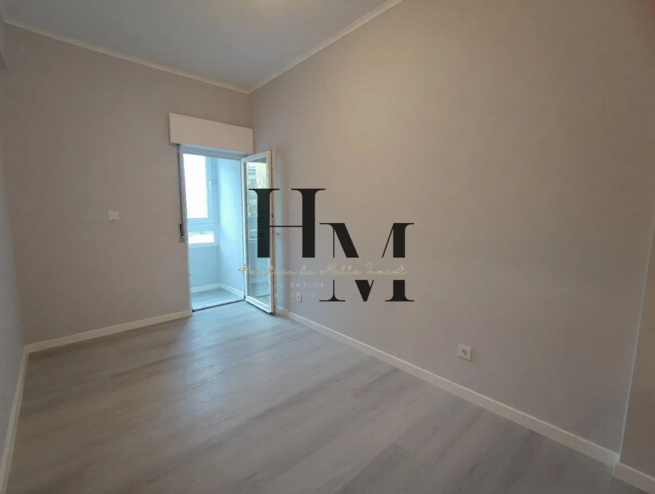 Apartamento T3 para Venda em Laranjeiro e Feijó Foto 13