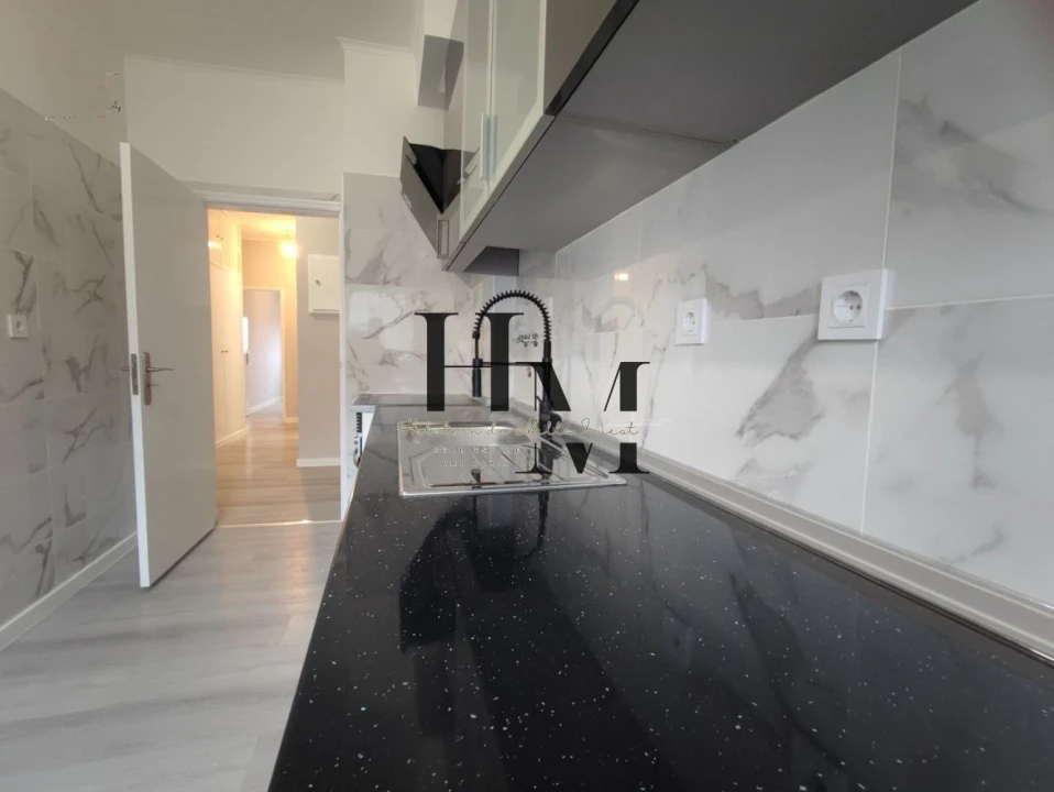 Apartamento T3 para Venda em Laranjeiro e Feijó Foto 6