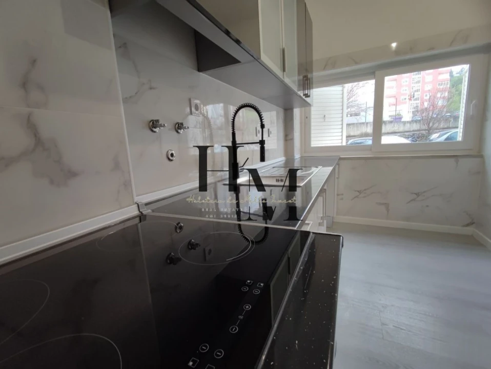 Apartamento T3 para Venda em Laranjeiro e Feijó Foto 5