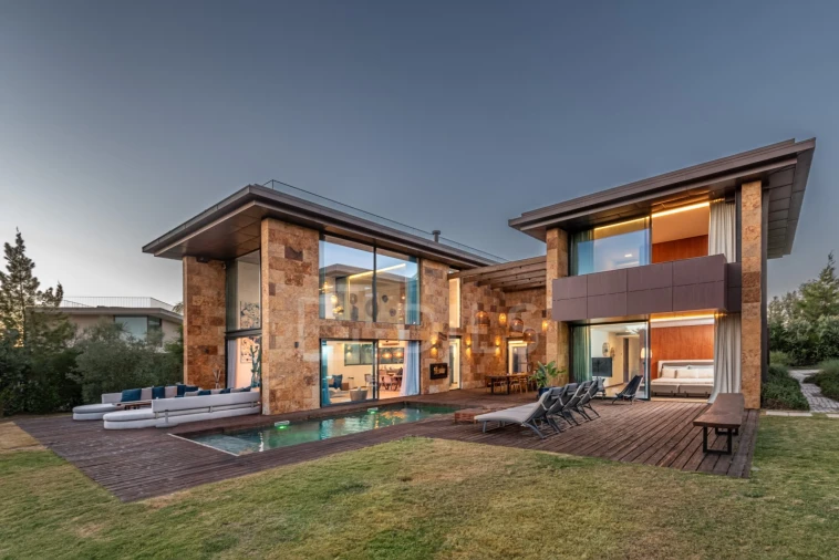 Moradia T4 para Venda em Carvalhal Foto 1