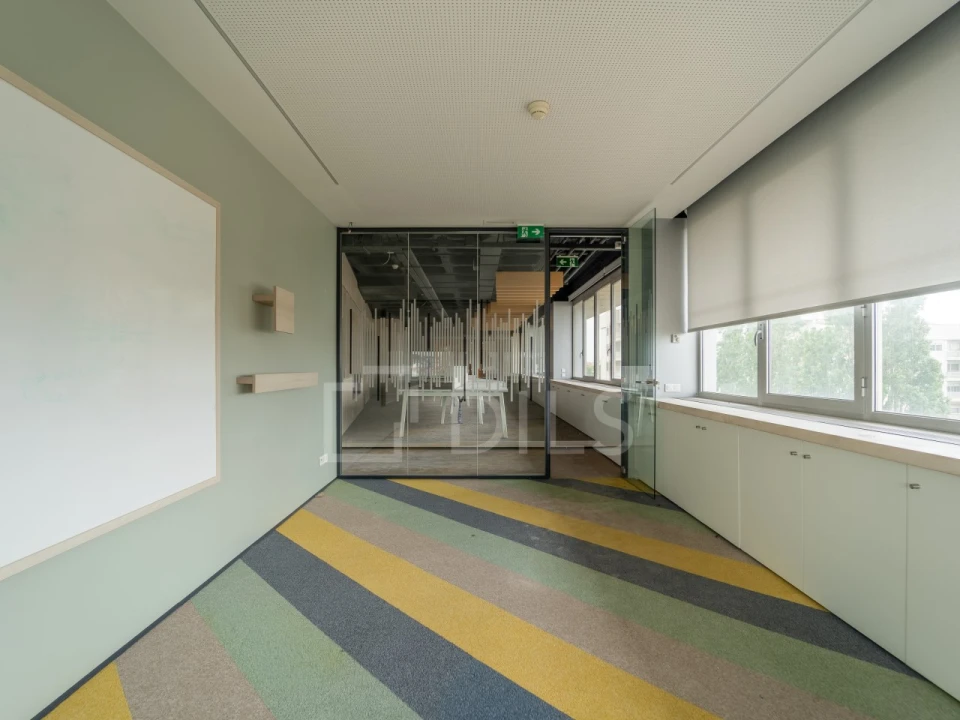 Escritório para Arrendamento em Aldoar, Foz do Douro e Nevogilde Foto 9