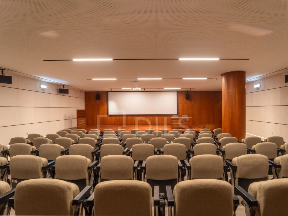 Escritório para Arrendamento em Aldoar, Foz do Douro e Nevogilde Foto 20