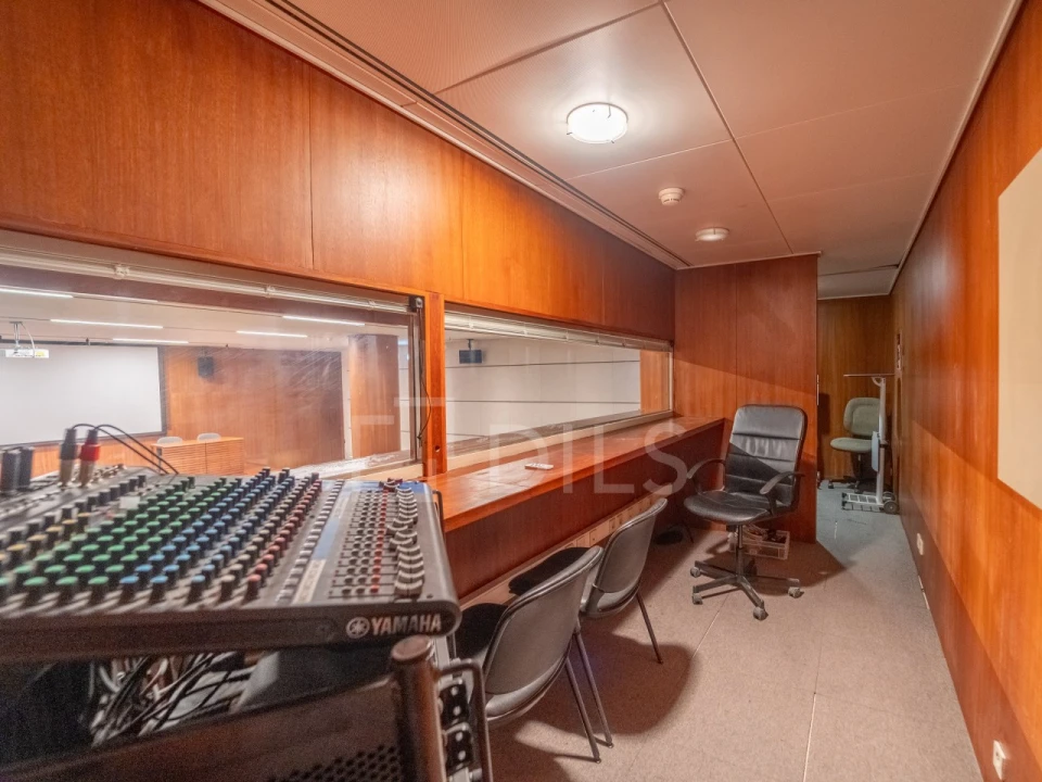 Escritório para Arrendamento em Aldoar, Foz do Douro e Nevogilde Foto 22