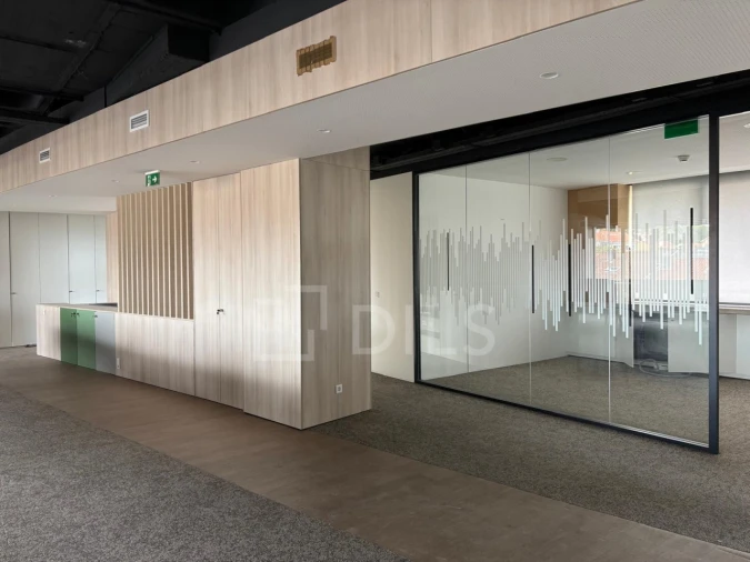 Prédio para Arrendamento em Aldoar, Foz do Douro e Nevogilde Foto 7