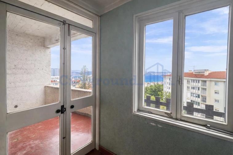 Apartamento T3 para Venda em Olivais Foto 4