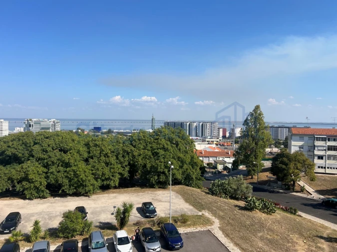 Apartamento T3 para Venda em Olivais Foto 15