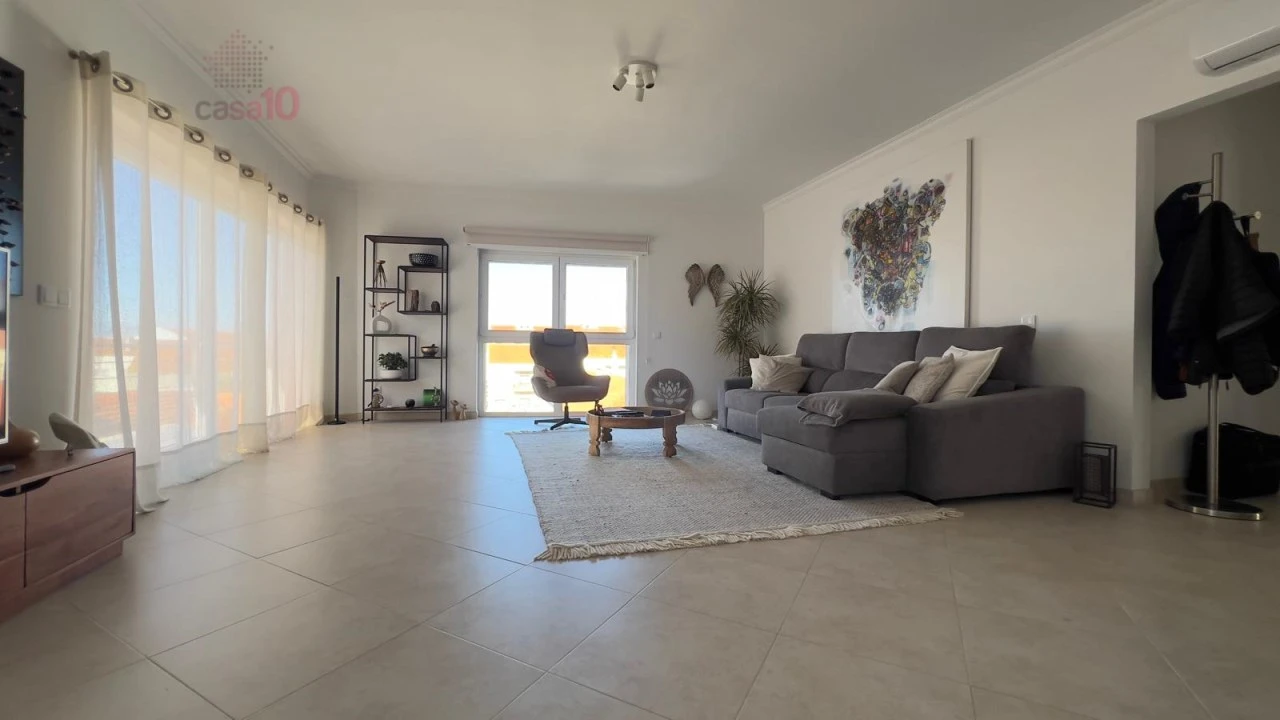 Apartamento T4 para Venda em Alcochete Foto 5